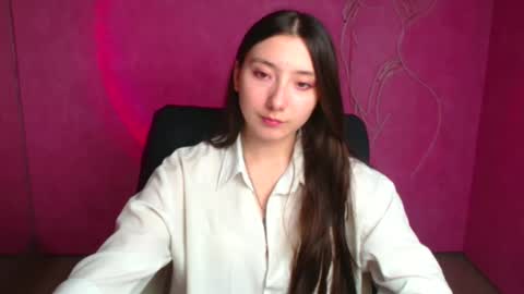 Luna online show from September 2025 11:15:01 AM