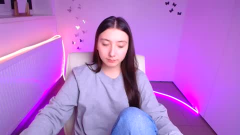 Luna online show from October 2025 06:48:01 AM