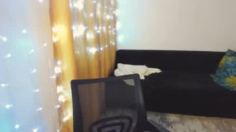 Snapshot of _madalexa_ chatting on September 2025 09:03:02 PM Alexa online show from September 2025 09:03:02 PM