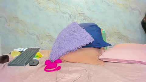 Maddy online show from February 2025 06:11:02 PM