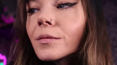 Snapshot of _made_in_hell_ chatting on November 2025 09:28:01 PM Stream at am in MoscowI am waiting for you very much3 online show from November 2025 09:28:01 PM