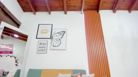 Madison Cooper online show from September 2025 02:30:02 PM