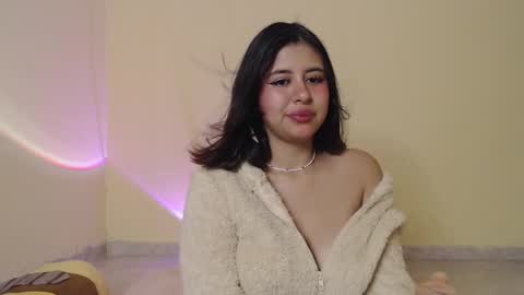 Maia online show from February 2025 01:06:01 PM