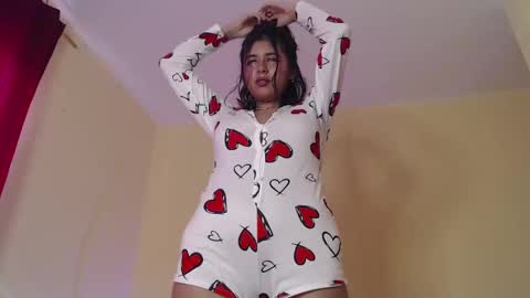 Maia online show from February 2025 01:49:02 PM