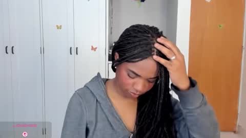 Snapshot of _marcela_22 chatting on September 2025 04:10:02 PM MARCELA online show from September 2025 04:10:02 PM