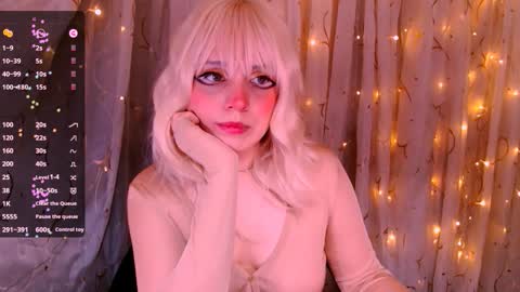 Kira online show from October 2025 08:56:02 AM