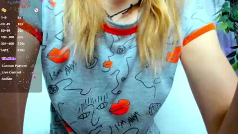 Snapshot of _mari_so chatting on February 2025 05:10:02 AM Scarlett online show from February 2025 05:10:02 AM