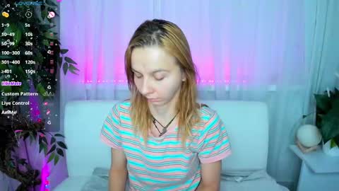 Snapshot of _mari_so chatting on February 2025 02:26:01 AM Scarlett online show from February 2025 02:26:01 AM
