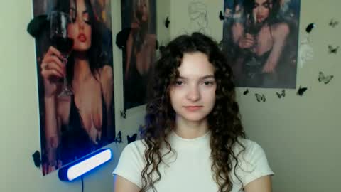 Snapshot of _megasta chatting on October 2025 07:32:01 AM Susie online show from October 2025 07:32:01 AM