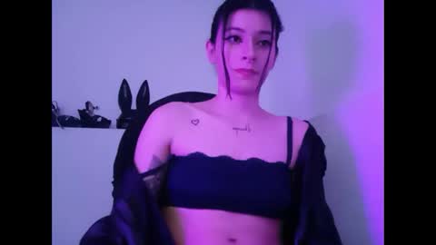 Mia-foster online show from February 2025 04:25:01 AM