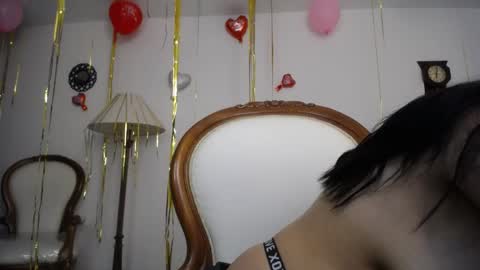  Mia  online show from February 2025 06:12:01 PM