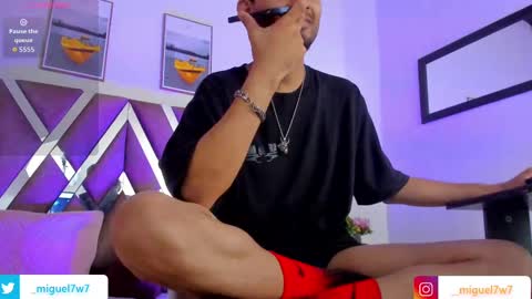 Snapshot of _miguel7w7 chatting on October 2025 06:30:02 PM miguel tomorrow from 200 pm Colombia to 1000 pm online show from October 2025 06:30:02 PM