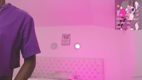 Paula online show from September 2025 11:43:02 AM