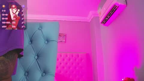 Paula online show from November 2025 11:33:02 AM