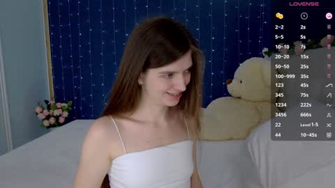 Snapshot of _mirror_girl chatting on January 2025 01:21:01 PM Victoria online show from January 2025 01:21:01 PM