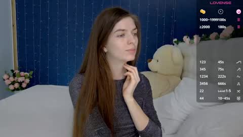 Snapshot of _mirror_girl chatting on February 2025 03:19:01 AM Victoria online show from February 2025 03:19:01 AM