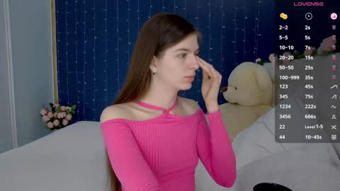 Snapshot of _mirror_girl chatting on February 2025 03:09:01 AM Victoria online show from February 2025 03:09:01 AM