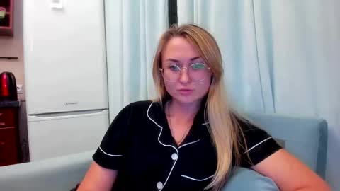 Eva online show from September 2025 07:16:01 PM