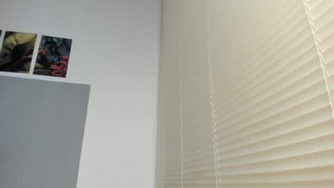 _molly_rosse_ online show from November 2025 11:44:02 AM