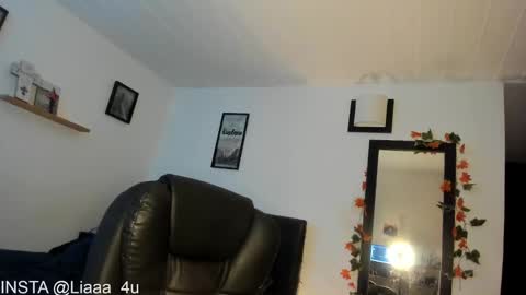     liaaa 4u online show from January 2025 08:19:02 PM