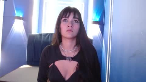 Monserrate online show from November 2025 12:16:02 PM