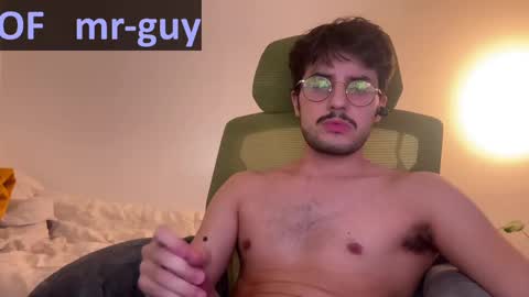 Snapshot of _mrguy_ chatting on March 2025 05:53:01 AM _mrguy_ online show from March 2025 05:53:01 AM