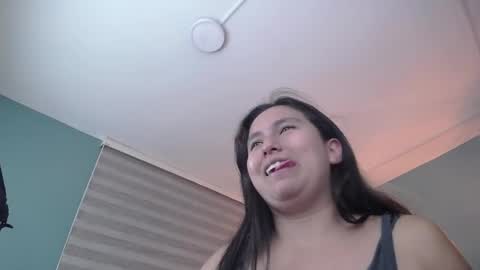 Snapshot of _natalie18_ chatting on January 2025 04:04:01 AM Natalie online show from January 2025 04:04:01 AM