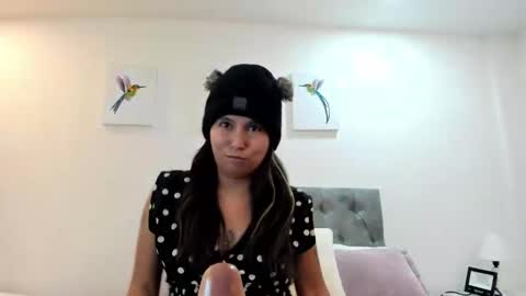 Snapshot of _natalie18_ chatting on January 2025 03:31:01 AM Natalie online show from January 2025 03:31:01 AM