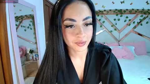 Natasha Rodriguez independent model online show from September 2025 02:33:02 AM