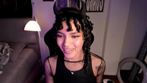 Nati - Independ model online show from November 2025 04:25:01 AM