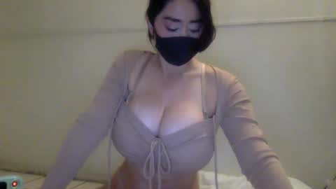 naty19 online show from March 2025 01:47:01 AM
