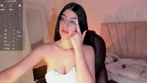 Snapshot of _niah_ chatting on January 2025 11:22:02 PM Niah You can call me Ni or cutie haha online show from January 2025 11:22:02 PM