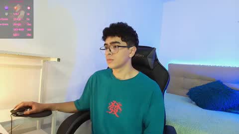 Snapshot of _nickconnor1 chatting on November 2025 03:12:02 AM Nicolas online show from November 2025 03:12:02 AM