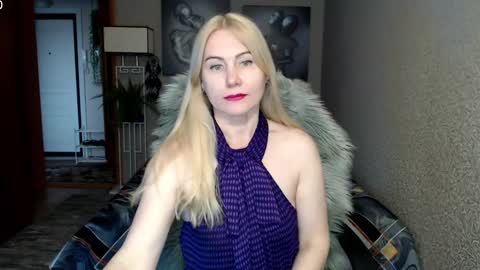 Donella    online show from March 2025 11:27:01 AM