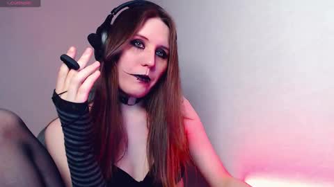 Tracy online show from February 2025 04:44:02 AM