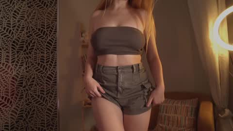 Snapshot of _o0o__ chatting on October 2025 09:04:02 PM Adalin online show from October 2025 09:04:02 PM