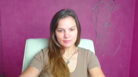 Olivia online show from September 2025 05:32:01 AM
