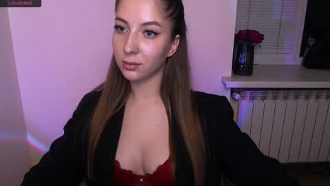 Snapshot of _oliviax_ chatting on October 2025 12:43:02 AM Olivia online show from October 2025 12:43:02 AM