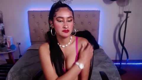 Paulina online show from September 2025 08:11:02 PM