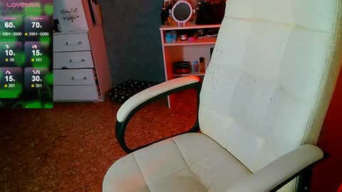 Ilona online show from December 2024 06:57:02 AM