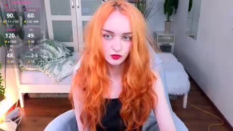 Snapshot of _pink_wassabi_ chatting on October 2025 10:08:02 PM Maisie online show from October 2025 10:08:02 PM