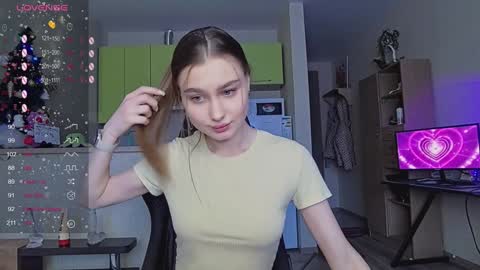Lili online show from January 2025 10:38:01 AM