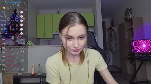 Lili online show from January 2025 01:41:02 PM