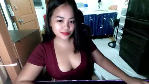 Snapshot of _princessnics chatting on December 2025 08:04:02 PM Princess nicole online show from December 2025 08:04:02 PM