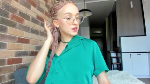 Snapshot of _ruby_kim chatting on October 2025 09:42:02 AM Ruby online show from October 2025 09:42:02 AM