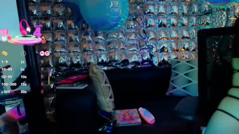 Snapshot of _sakura_sweet chatting on October 2025 11:24:02 PM Zacura online show from October 2025 11:24:02 PM