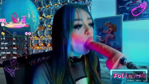 Snapshot of _sakura_sweet chatting on October 2025 12:22:02 AM Zacura online show from October 2025 12:22:02 AM