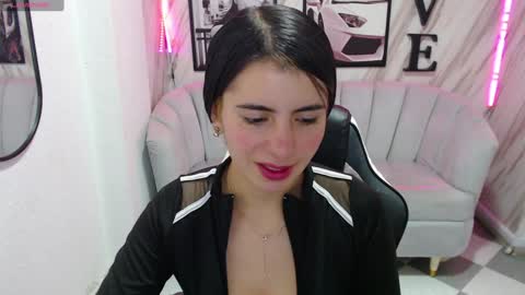 Samantha online show from December 2024 01:06:01 PM