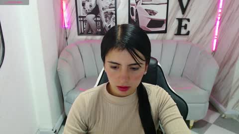 Samantha online show from January 2025 01:10:01 PM