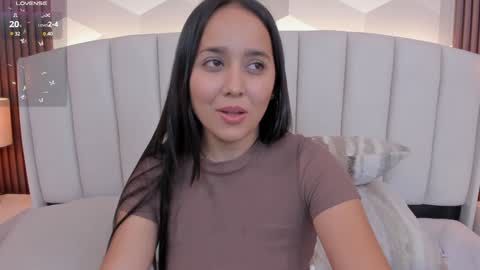 Snapshot of _sammy_fit chatting on February 2025 04:14:02 PM Antonella online show from February 2025 04:14:02 PM